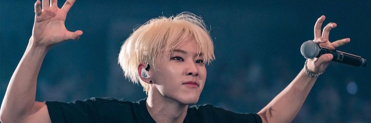 지's banner