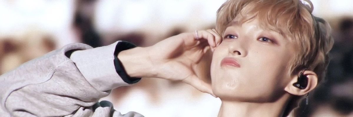 amanda ¨̮ 🫧 banner