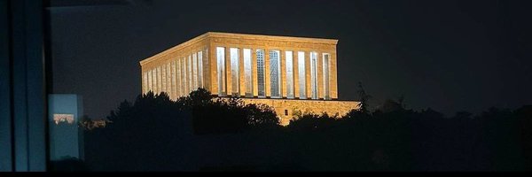 maviyesil1283 Profile Banner