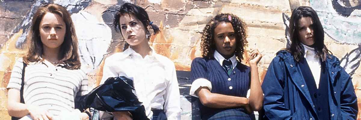 Krystle #Kraze Stan 🤓🌊🇺🇸🏴󠁧󠁢󠁥󠁮󠁧󠁿🔴⚫ banner