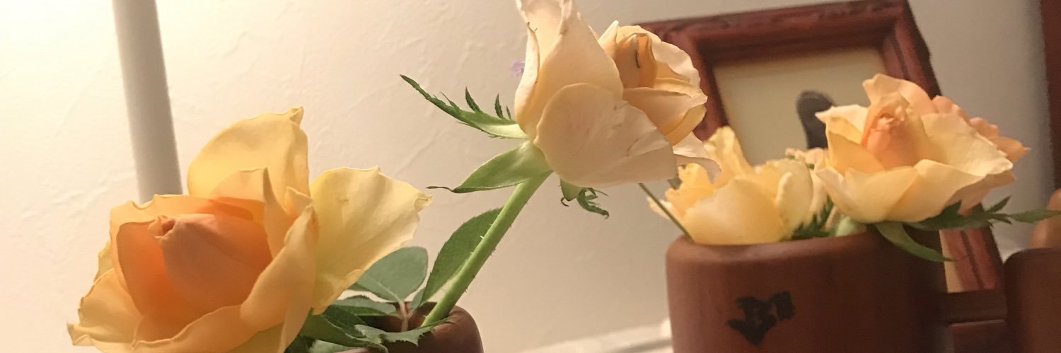 kupione's profile banner image