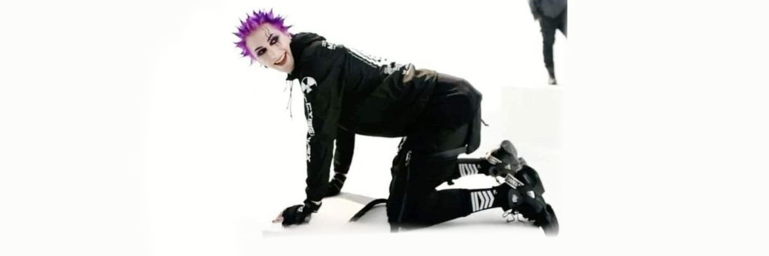 Chris Motionless daily's banner