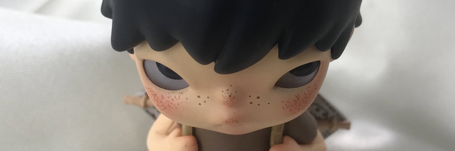 je's banner