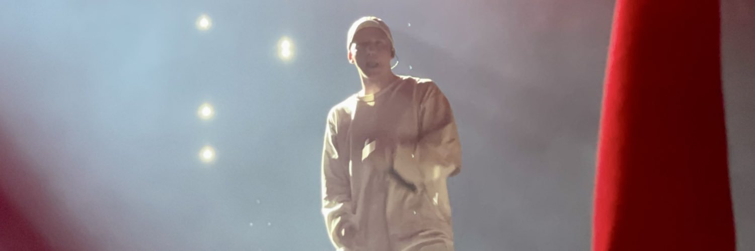 _brandilowe's profile banner image