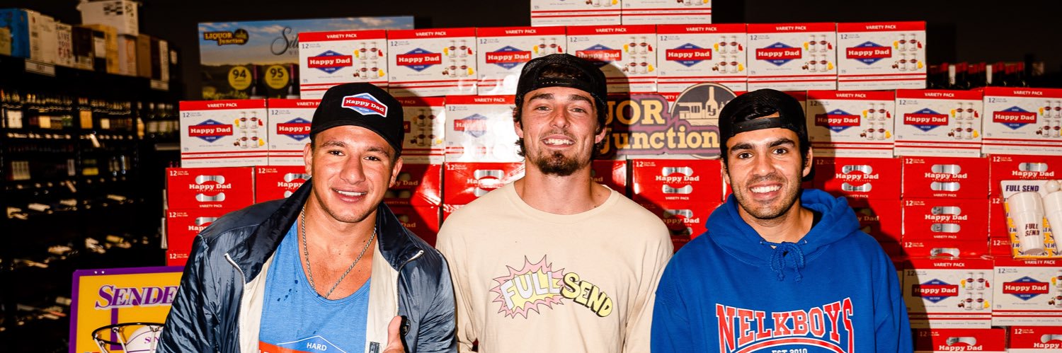 • b̸ m̸a̸g̸g̸s̸ • banner