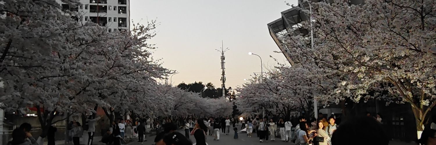 0512gzu's profile banner image