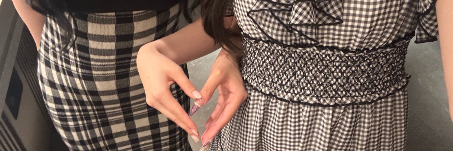 luv31xx's profile banner image