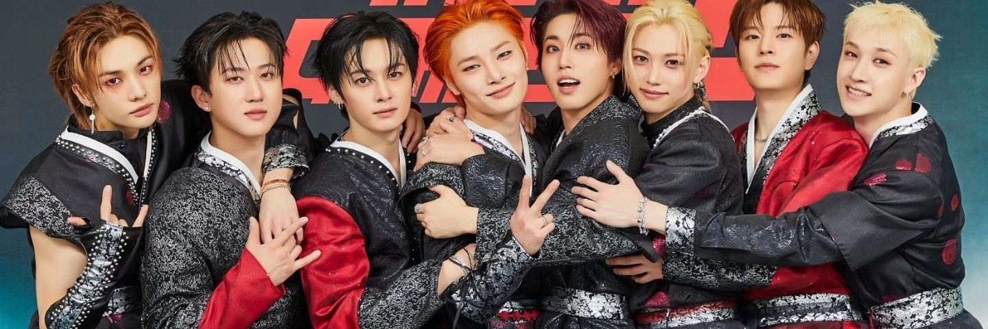 Stray Kids_8 IS FATE banner
