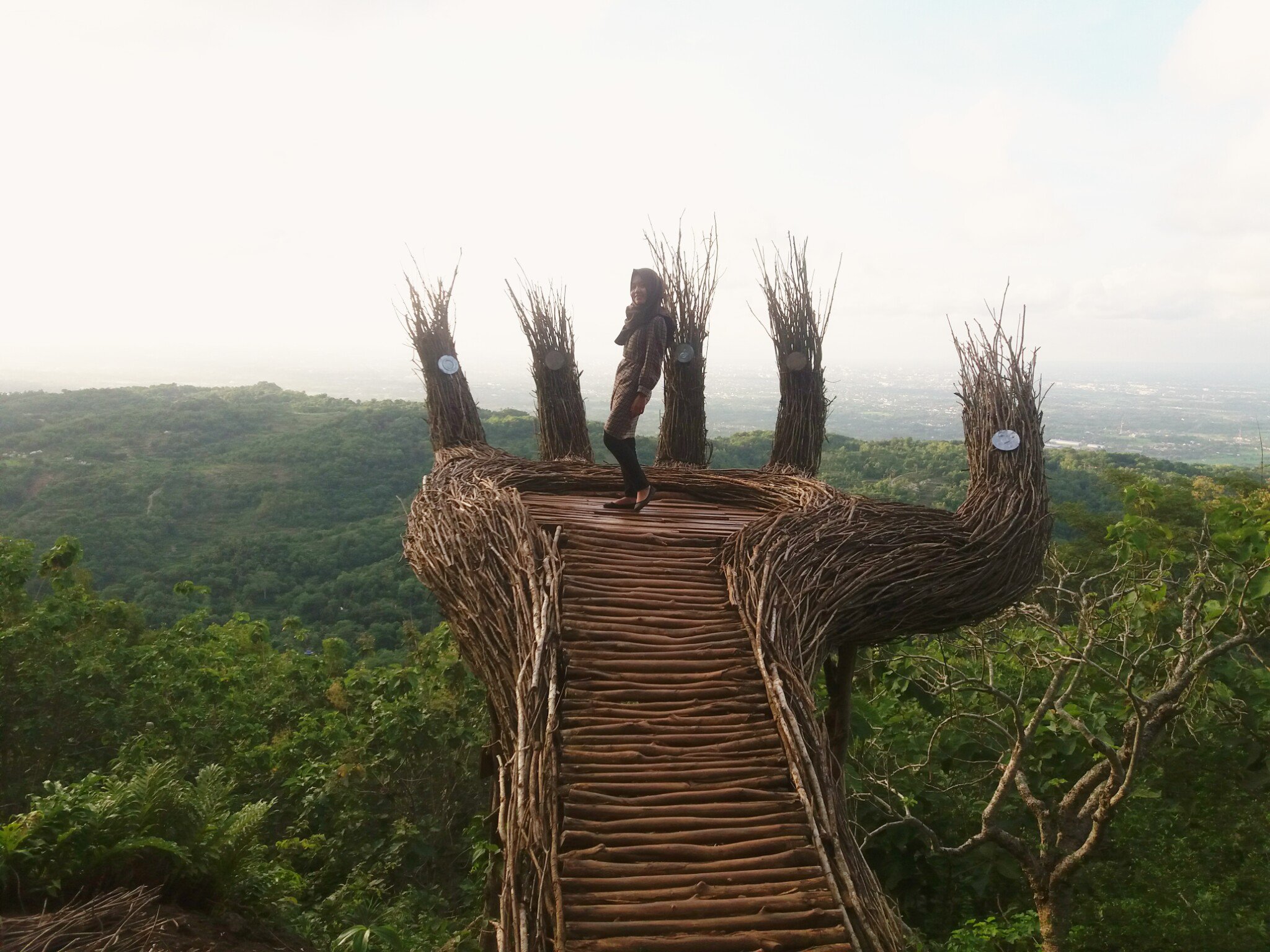 handini96's profile banner image