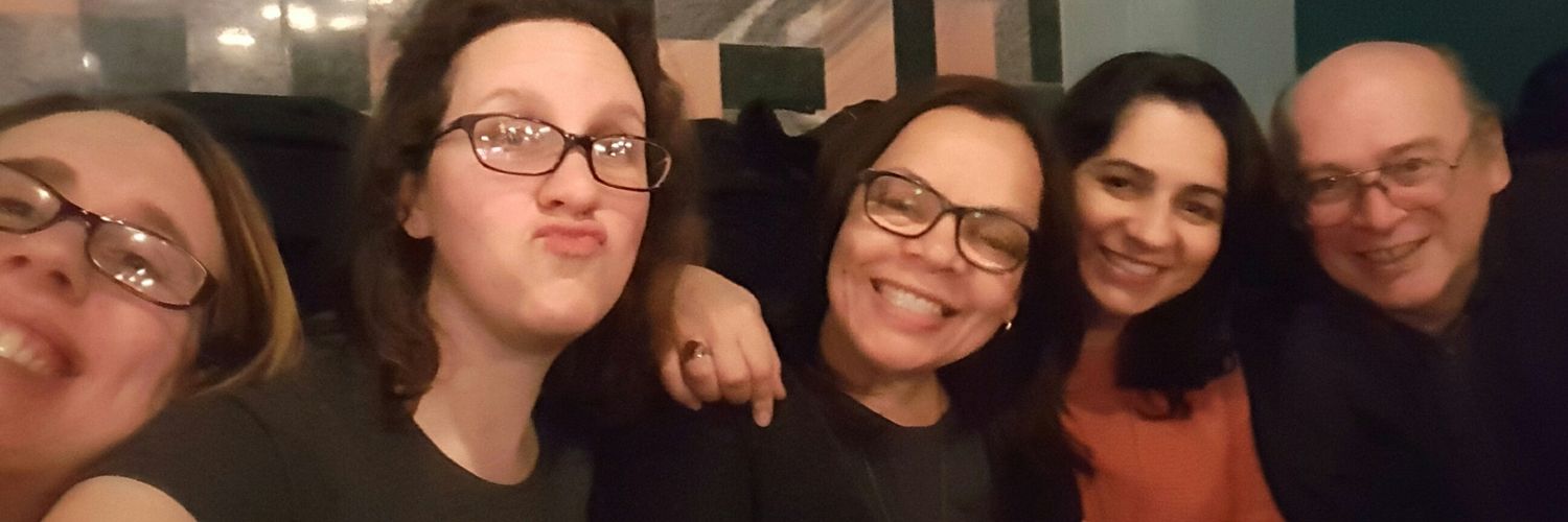 karentolson's profile banner image
