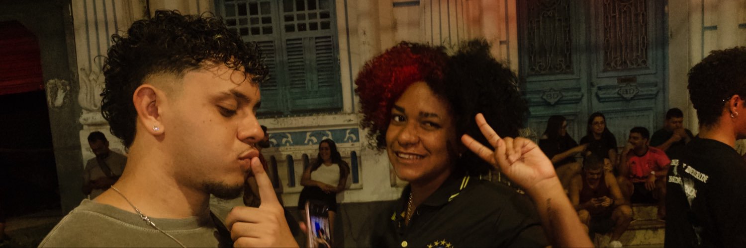 tawvezz's profile banner image