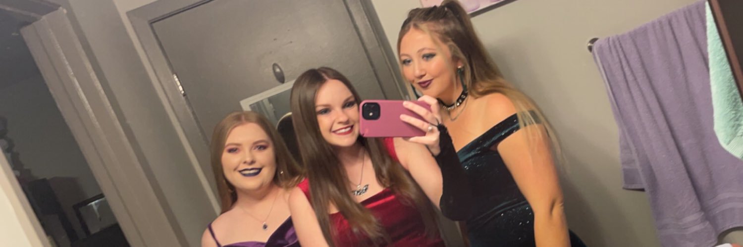 mackenziesuggs's profile banner image