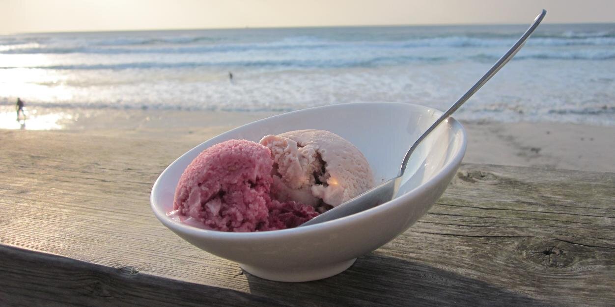 Jacq Holbrook 💙 banner