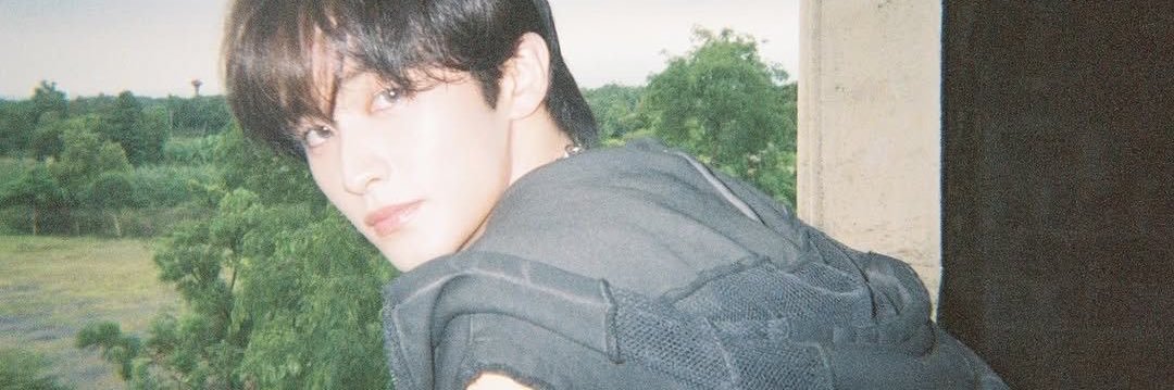 ⋆✶ banner