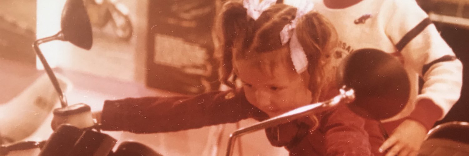 Elliecatrocks's profile banner image