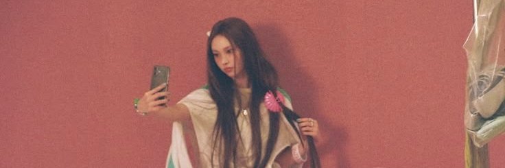avery (yunah's #1 fan) banner