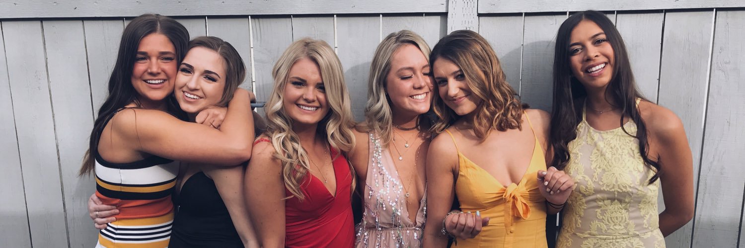 tesssa_b's profile banner image