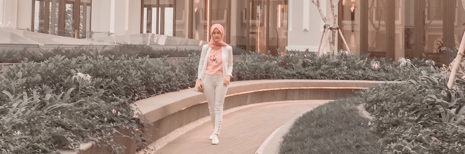 halidakemala's profile banner image