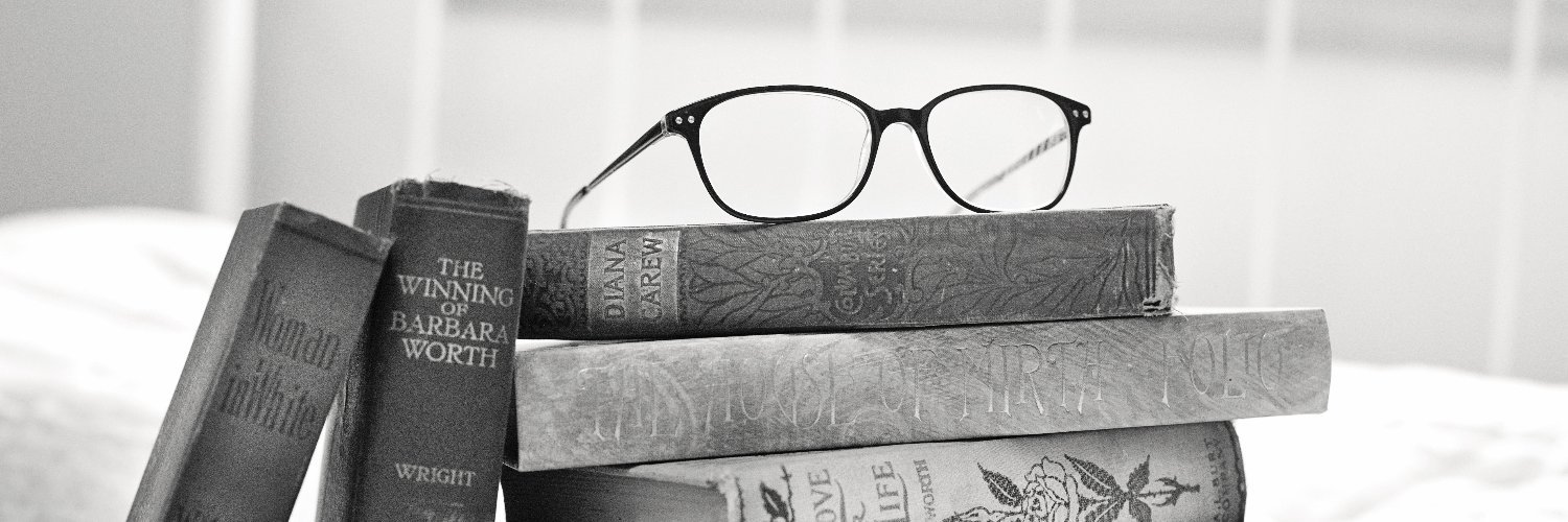 noxiousread's profile banner image
