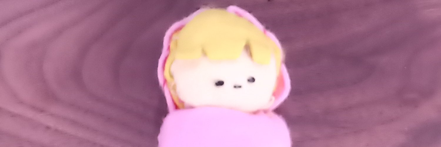 arekeloce's profile banner image