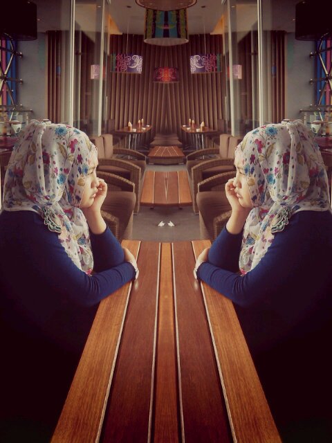 iithapertiwi's profile banner image