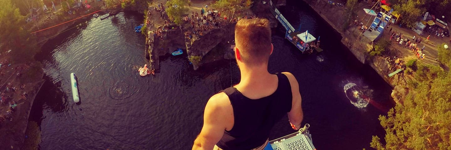 Simbersky's profile banner image