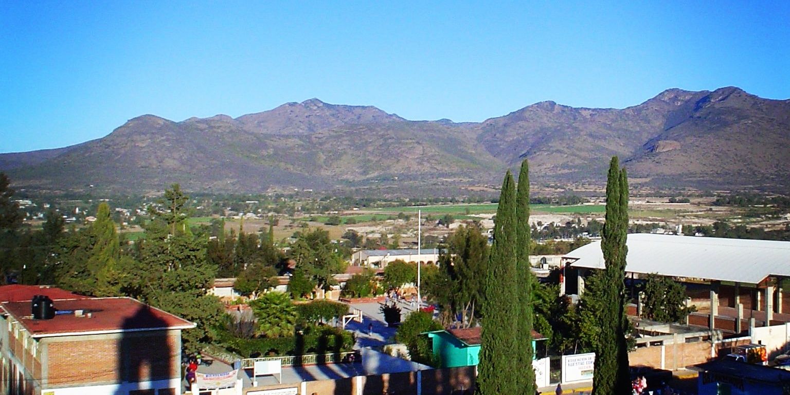 cornejo_em's profile banner image