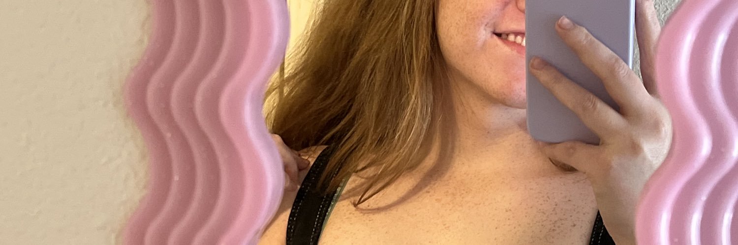 FreckledFem's profile banner image