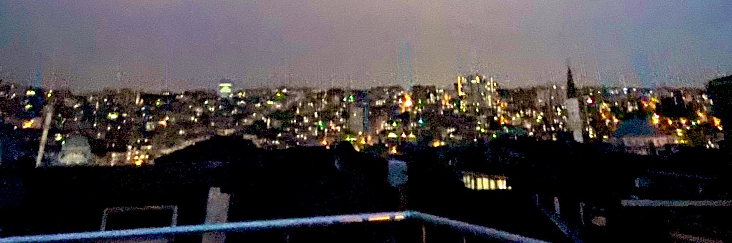 hunduraylin's profile banner image