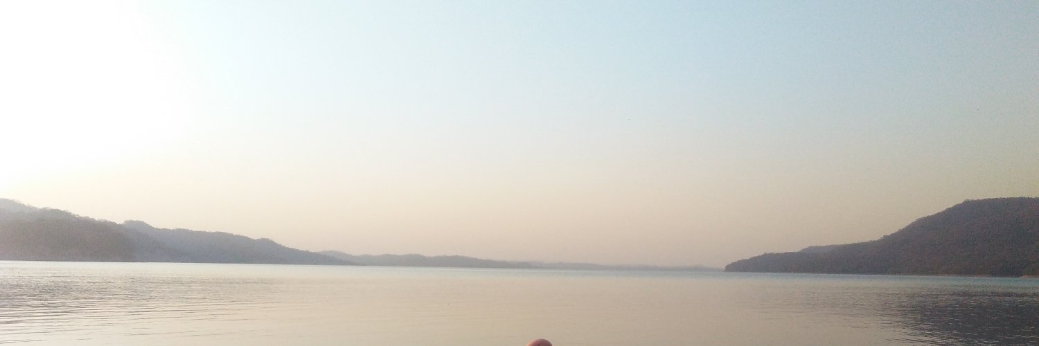 JulianaaLescano's profile banner image