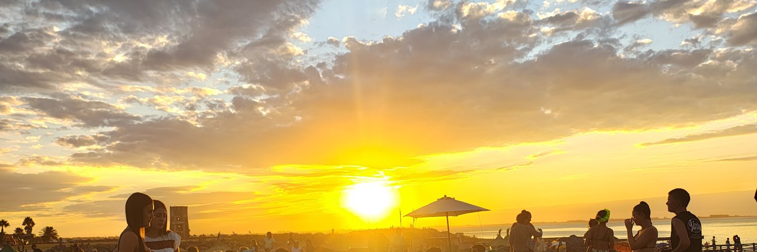 TatiiSimi's profile banner image