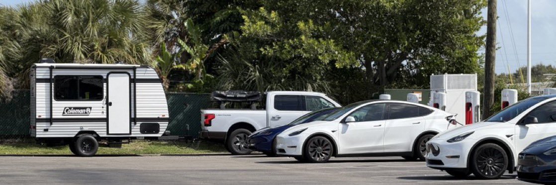 Tom Lightning banner