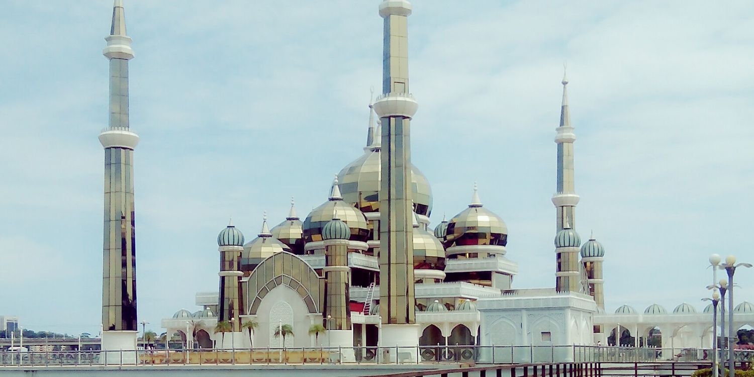 idayu_nasir's profile banner image