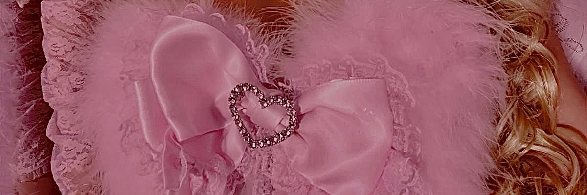 evie ✃ #teamkhianna's banner