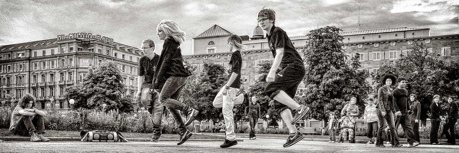 Promenadeur's profile banner image