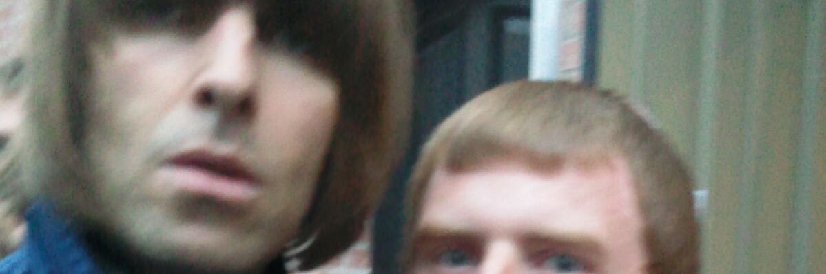 me's banner