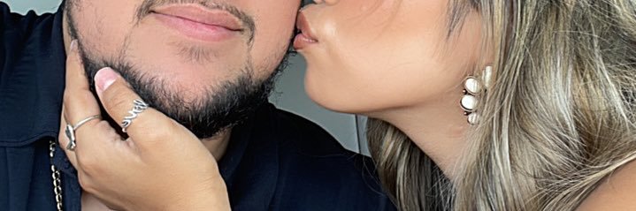 txniat's profile banner image