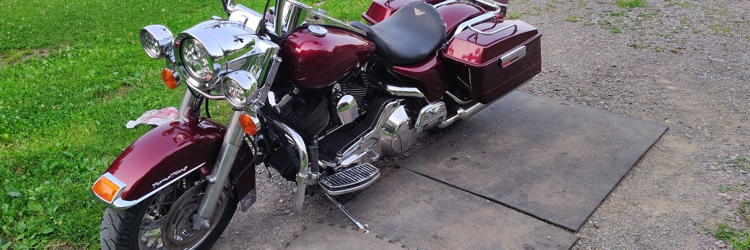 Tom_Umstead1987's profile banner image