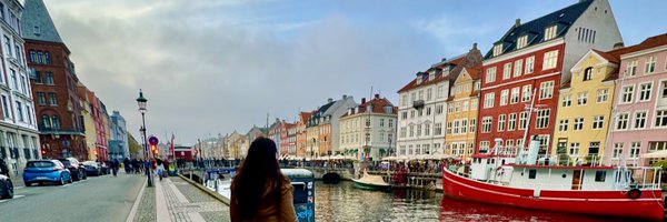 lorena8_c Profile Banner