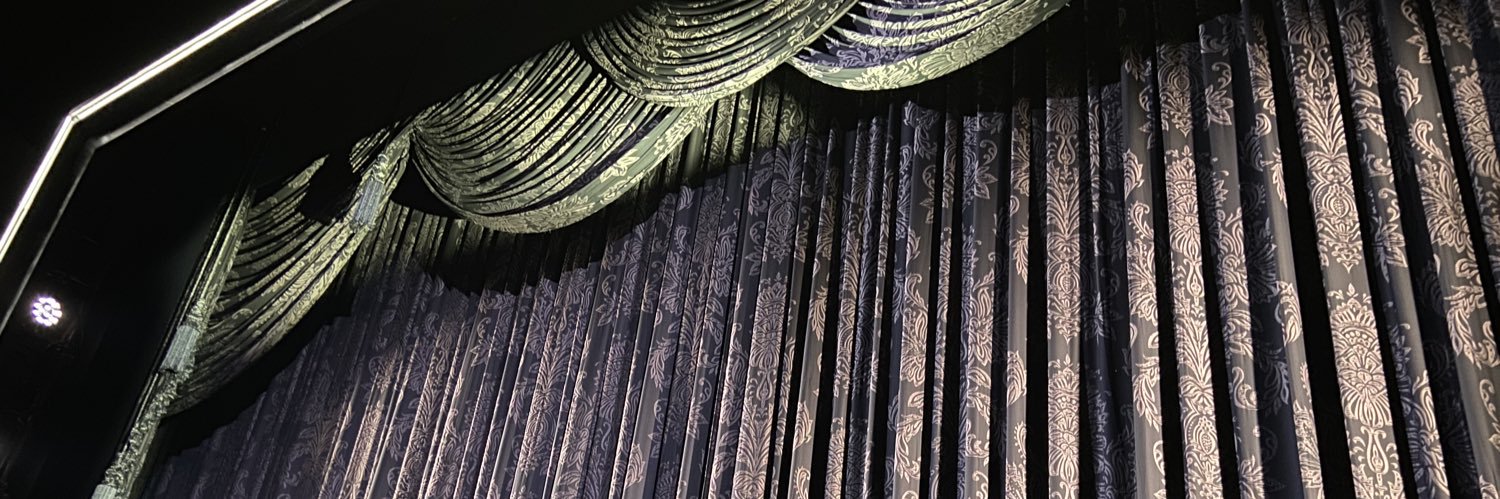 F banner