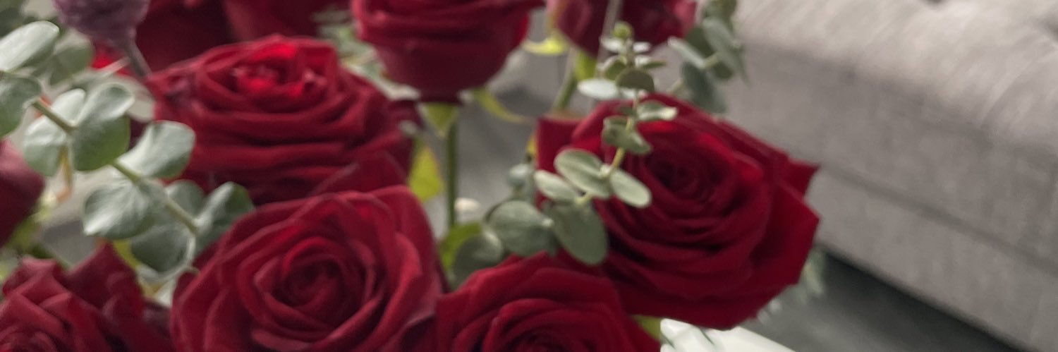 Celia_Chameni's profile banner image