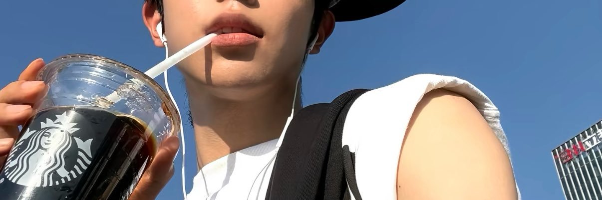 l l banner