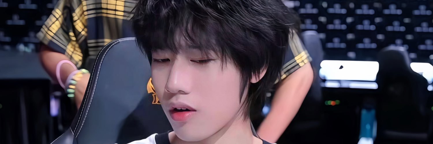 mimi461267's profile banner image