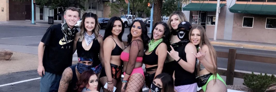 _kat1923's profile banner image