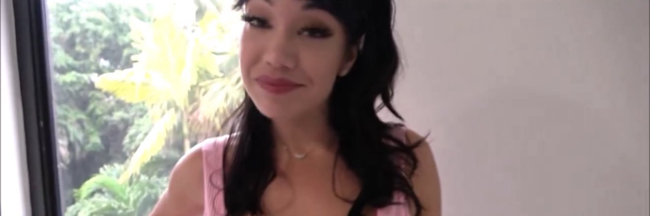 MomComesFirst banner