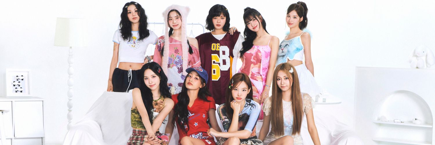 icosmicqueen's profile banner image