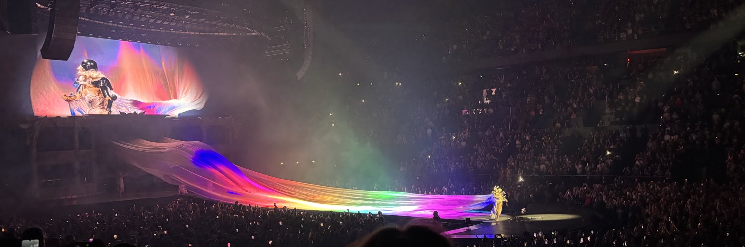 Catherine 🧶📚🐈‍⬛ banner