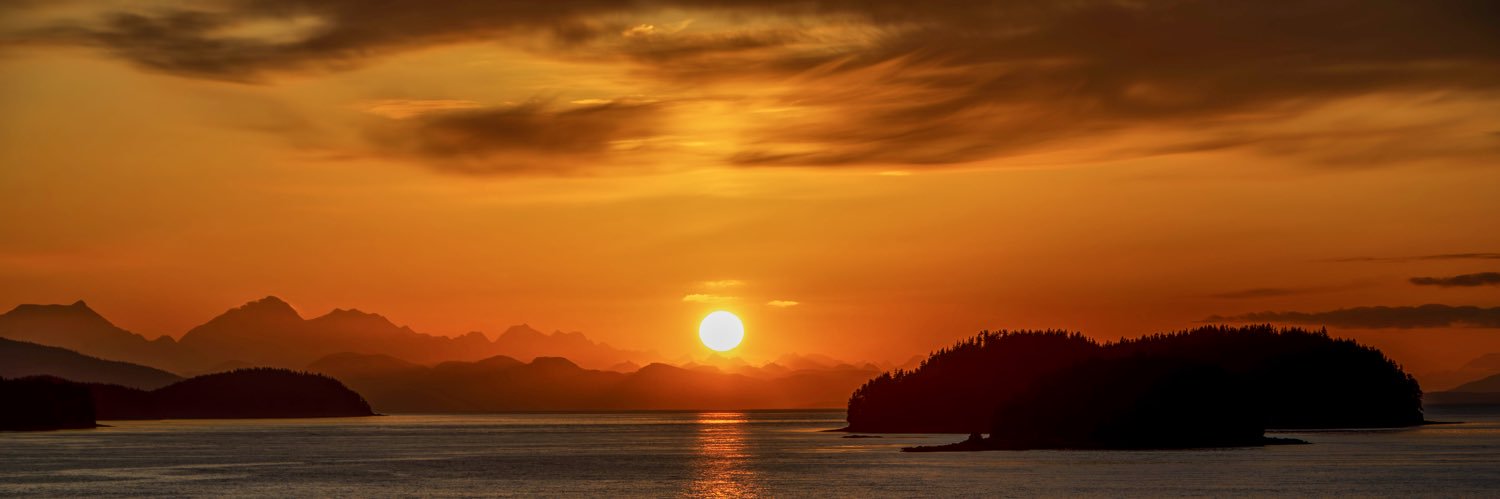 lensofhelder's profile banner image