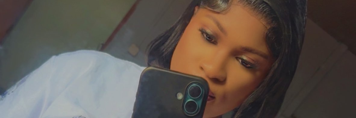 Nikkybabe222's profile banner image