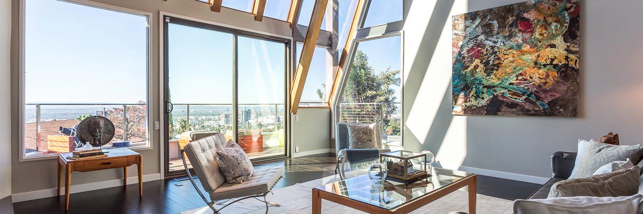 RealtorVic's profile banner image
